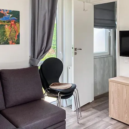 Nice In With Wifi And 1 Bedrooms Ferienhaus *
